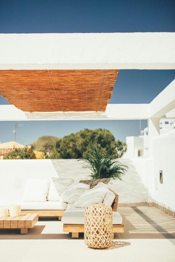 إل كامبيلو Cala Lanuza Suites المظهر الخارجي الصورة