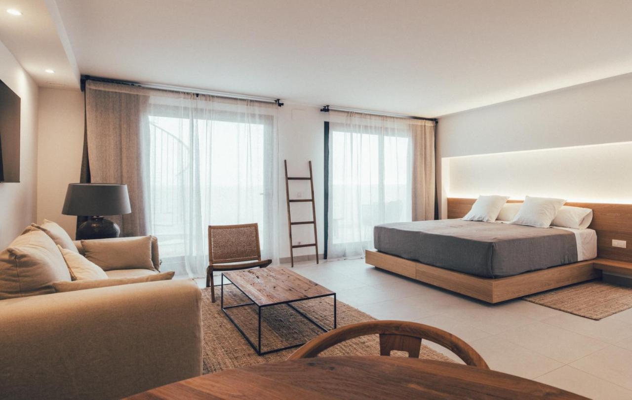 إل كامبيلو Cala Lanuza Suites المظهر الخارجي الصورة